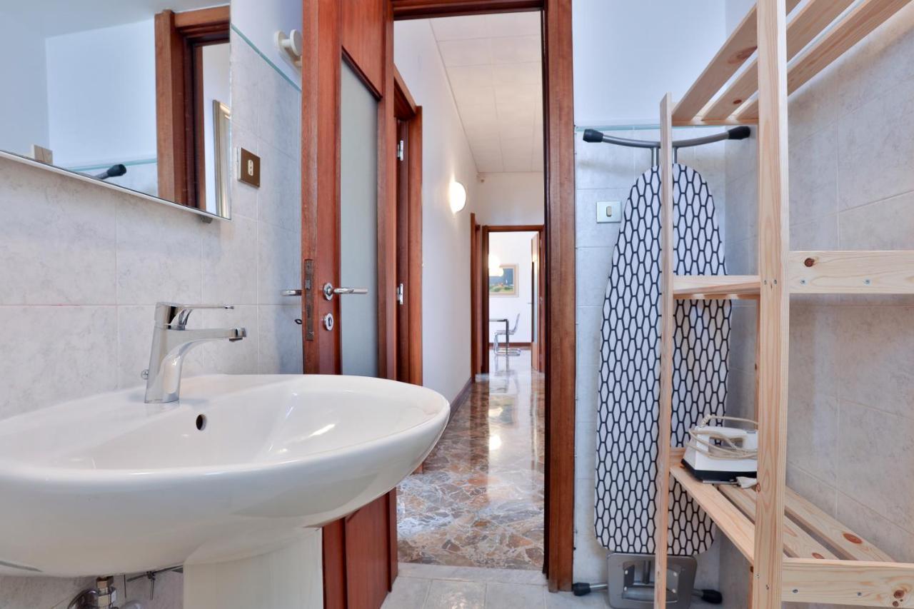 Salerno Irno Bright Apartment Luaran gambar